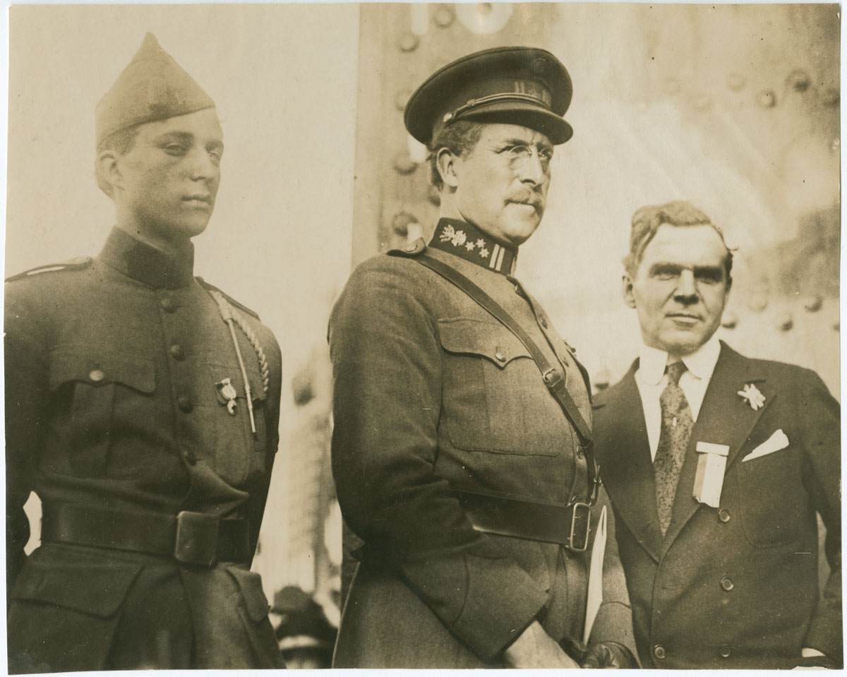 The Duke of Brabant, King Albert, and Matthew Brush at Hog Island (Philadelphia, 1919). Gelatin silver photograph.